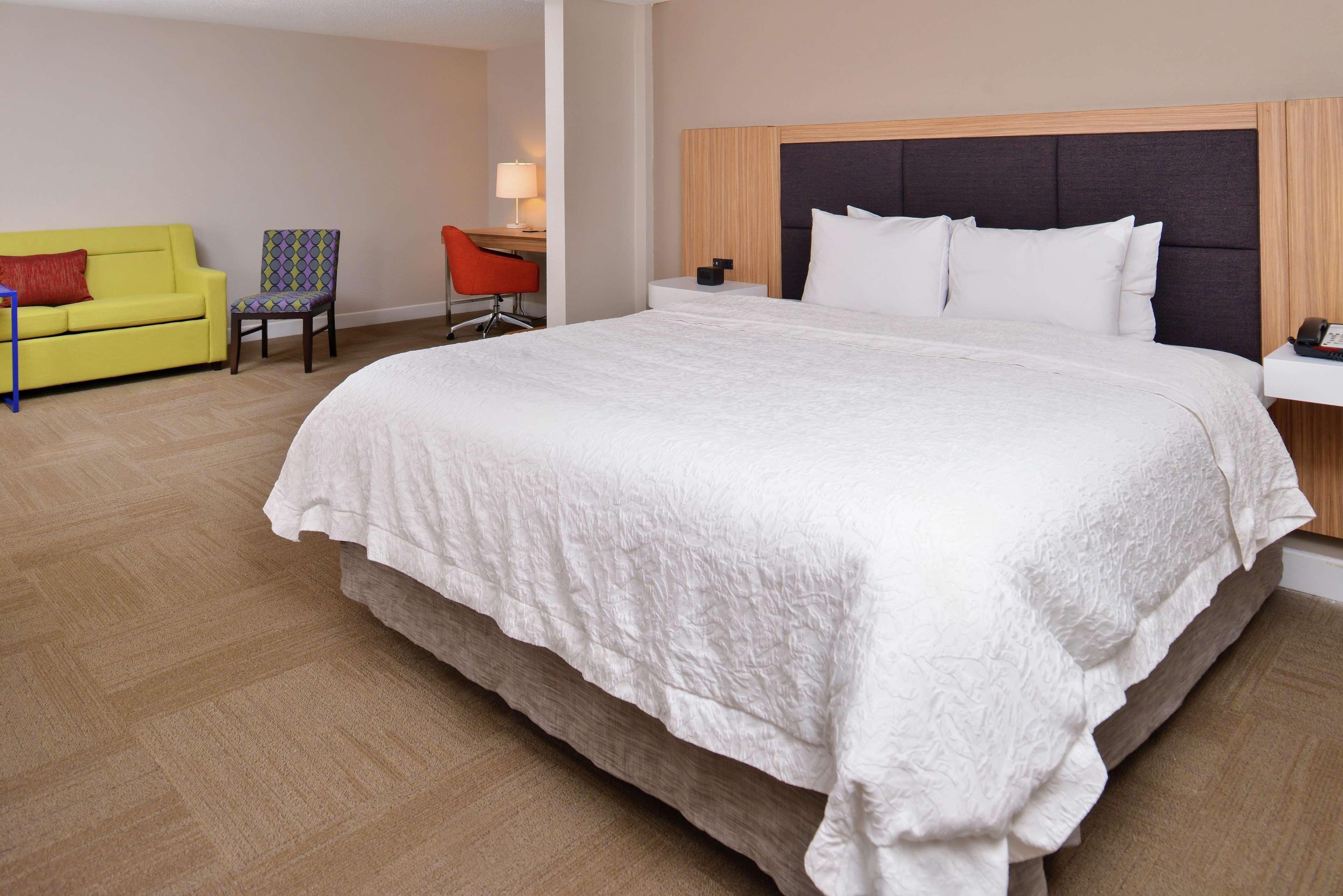 Hampton Inn Greensboro East / Mcleansville Екстериор снимка