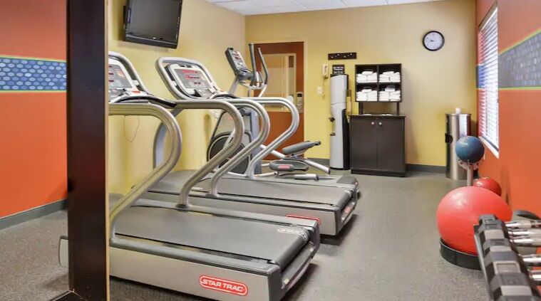 Hampton Inn Greensboro East / Mcleansville Екстериор снимка